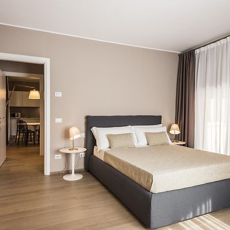 Myplace Corso Como 11 Apartments Мілан Екстер'єр фото