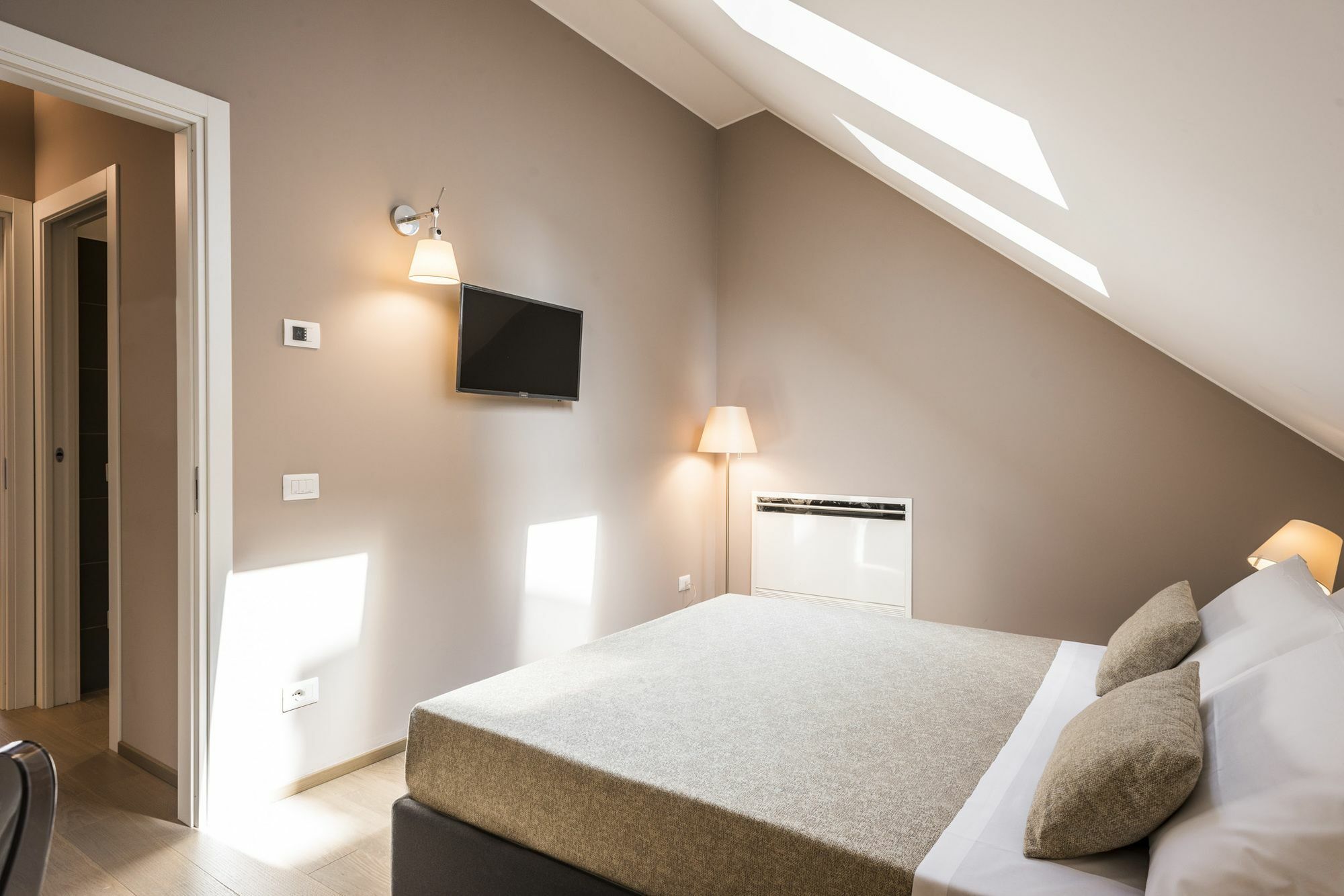 Myplace Corso Como 11 Apartments Мілан Екстер'єр фото