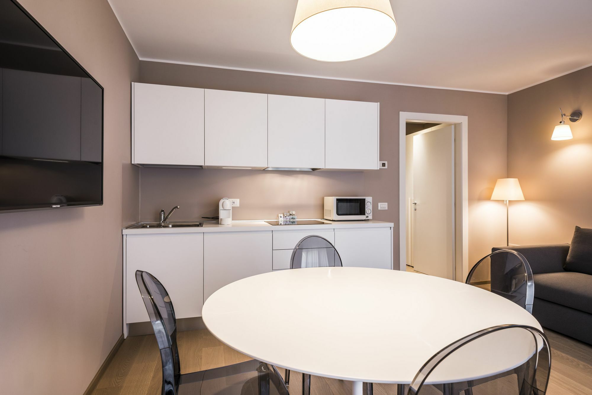 Myplace Corso Como 11 Apartments Мілан Екстер'єр фото