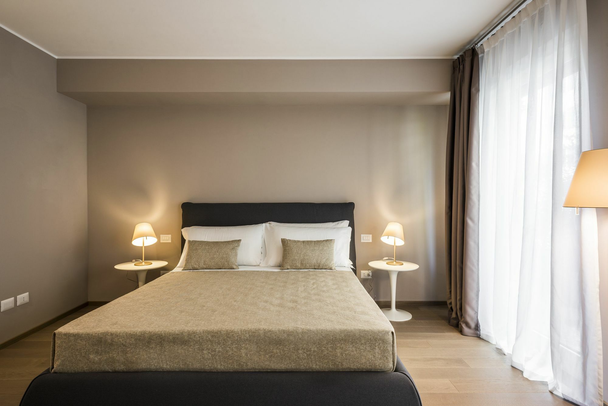 Myplace Corso Como 11 Apartments Мілан Екстер'єр фото